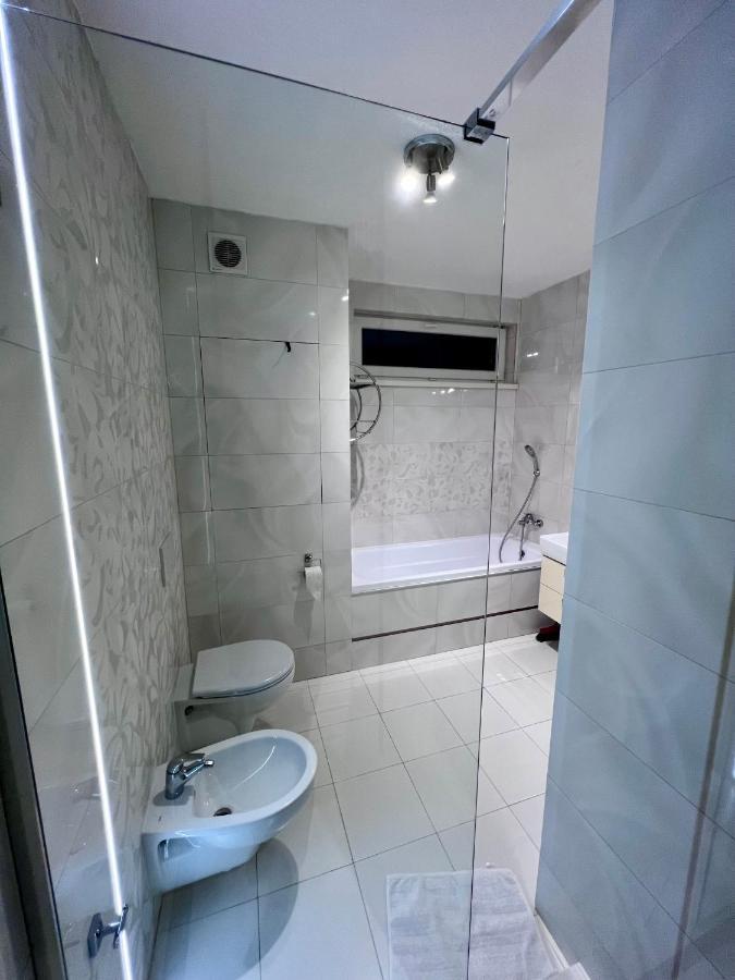 Monte Amnis Kosice Apartment Bagian luar foto